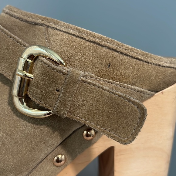 Steve Madden Hilde Suede Heeled Mule Clog - Picture 9 of 14